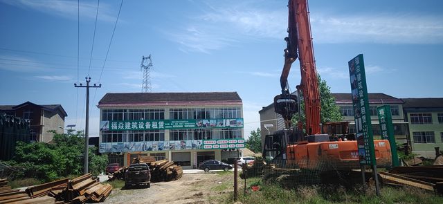 福焱建筑設備租賃鋼板樁施工,福焱建筑設備租賃靜壓樁機,湖南福焱機械設備有限公司