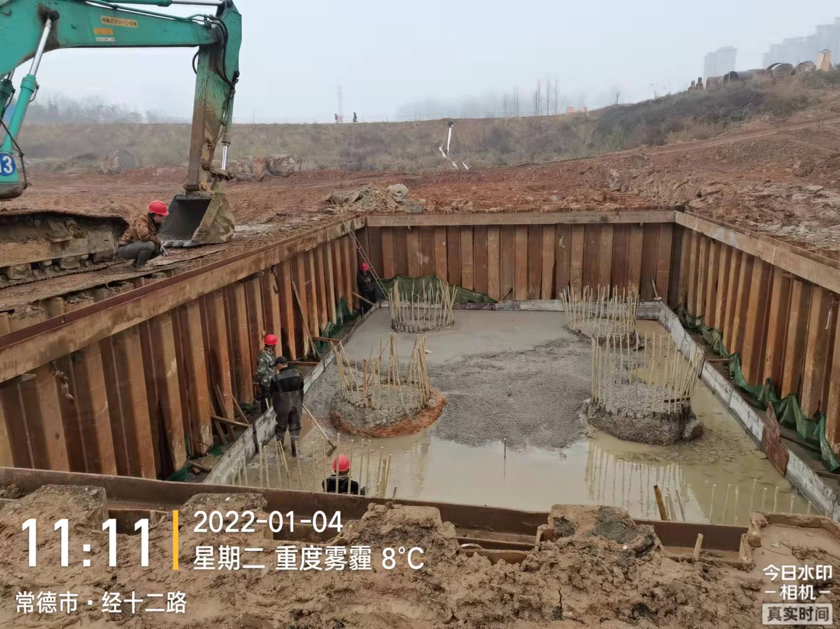 福焱建筑設備租賃鋼板樁施工,福焱建筑設備租賃靜壓樁機,湖南福焱機械設備有限公司